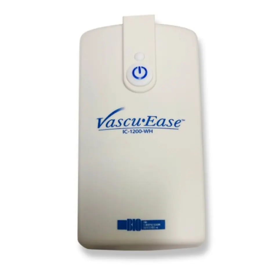 El VascuEase™ es un innovador sistema de compresión neumática portátil diseñado para prevenir la Trombosis Venosa Profunda (TVP) en pacientes no ambulatorios VascuEase™ Sistema Portátil para Prevención de Trombosis Venosa Profunda (TVP)
